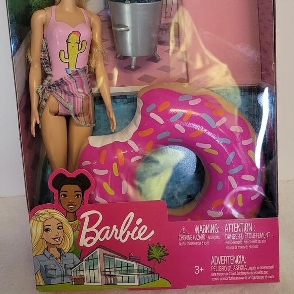Mattel Toys Barbie Pool Party Themed Doll And Playset Donut Floatie
